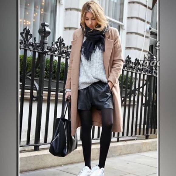 Styling ideas for Dressing up Shorts for winter. - Picture 10 of 16